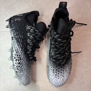 Under Armour Spotlight Clone 3.0 MC soccer cleats